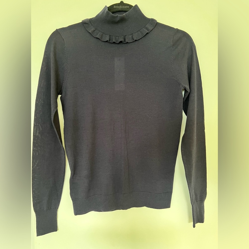 NWT Ann Taylor Navy 100% Superfine Merino Wool Mockneck Sweater with Ruffles
